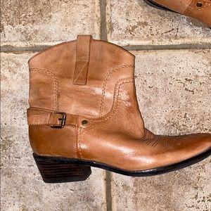 FRANCO SARTO Cowboy booties in light brown leather